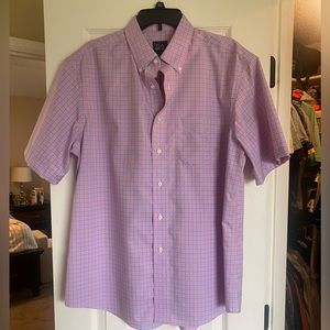 Men’s button down short sleeve shirt